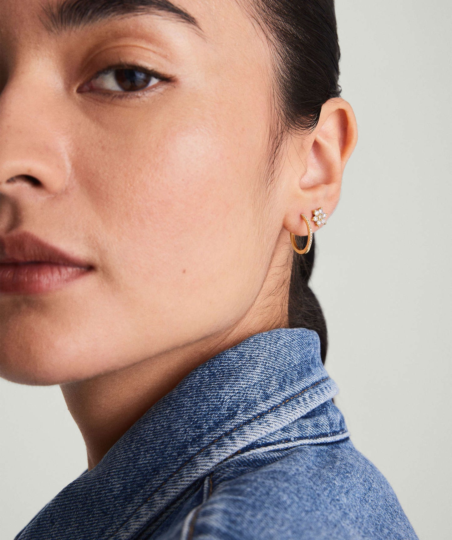 SW. Pavé Diamond Small Hoops