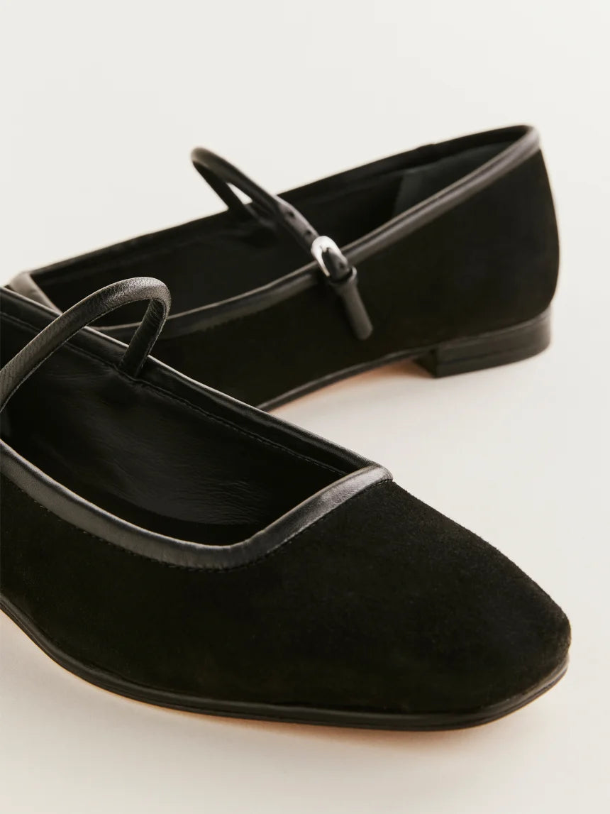 SW. Ballet Flat