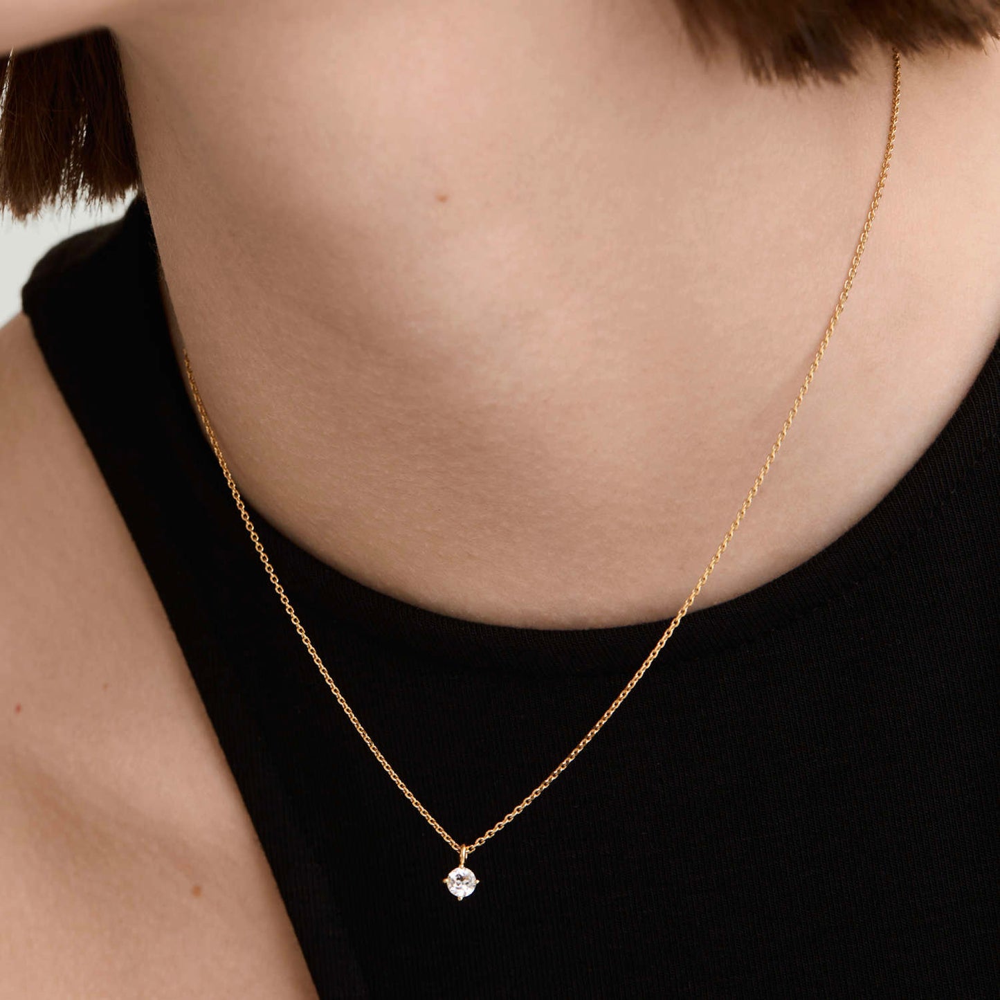 SW. Round Topaz Necklace